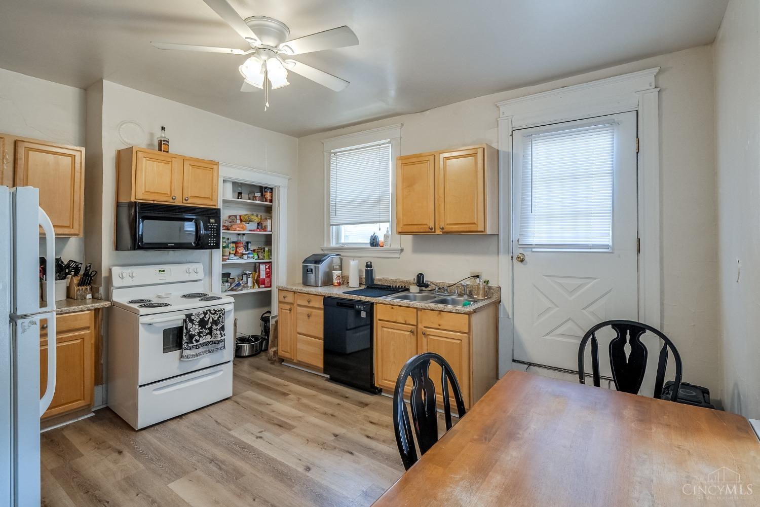 2802 Jefferson Avenue