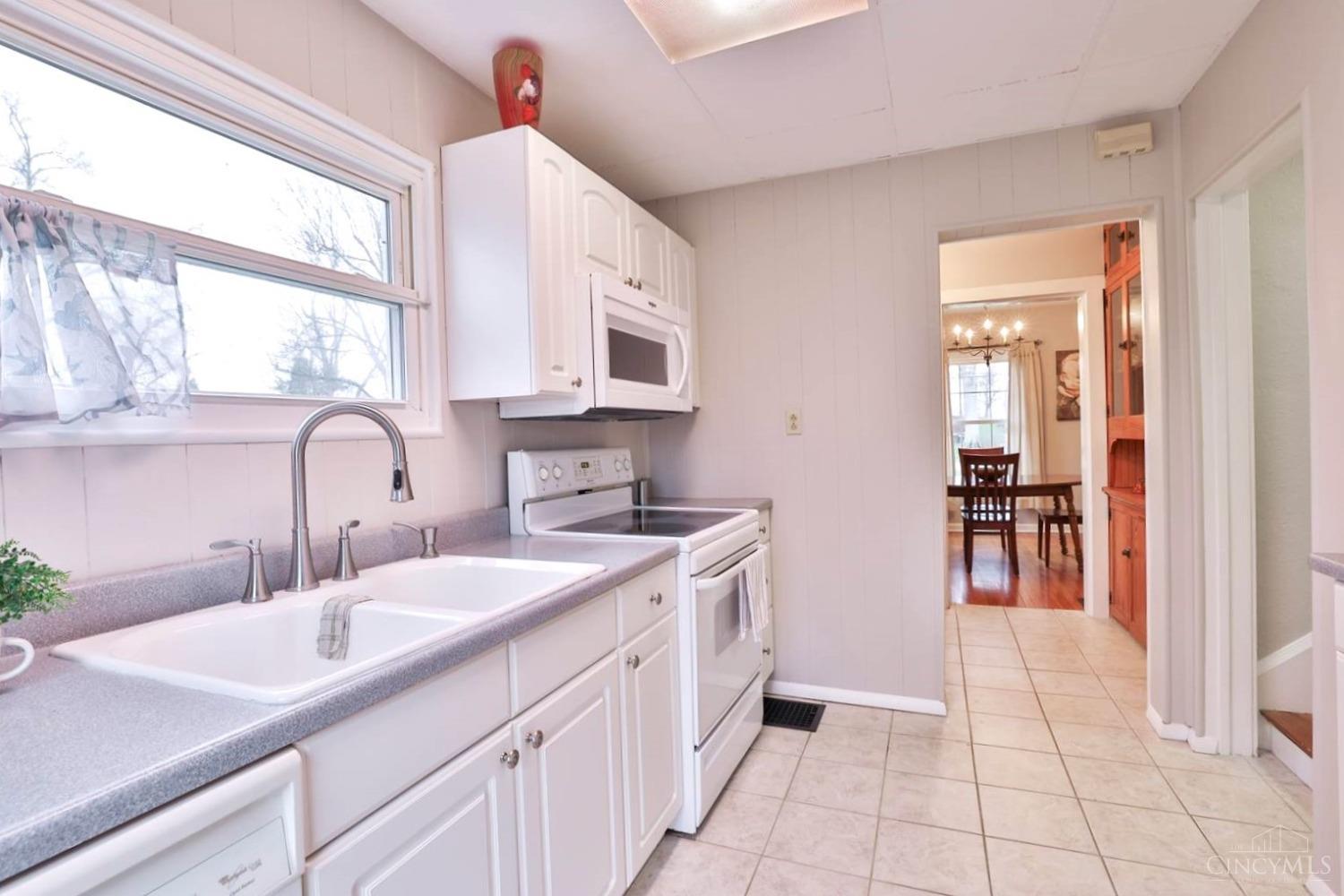 1297 Collinsdale Avenue