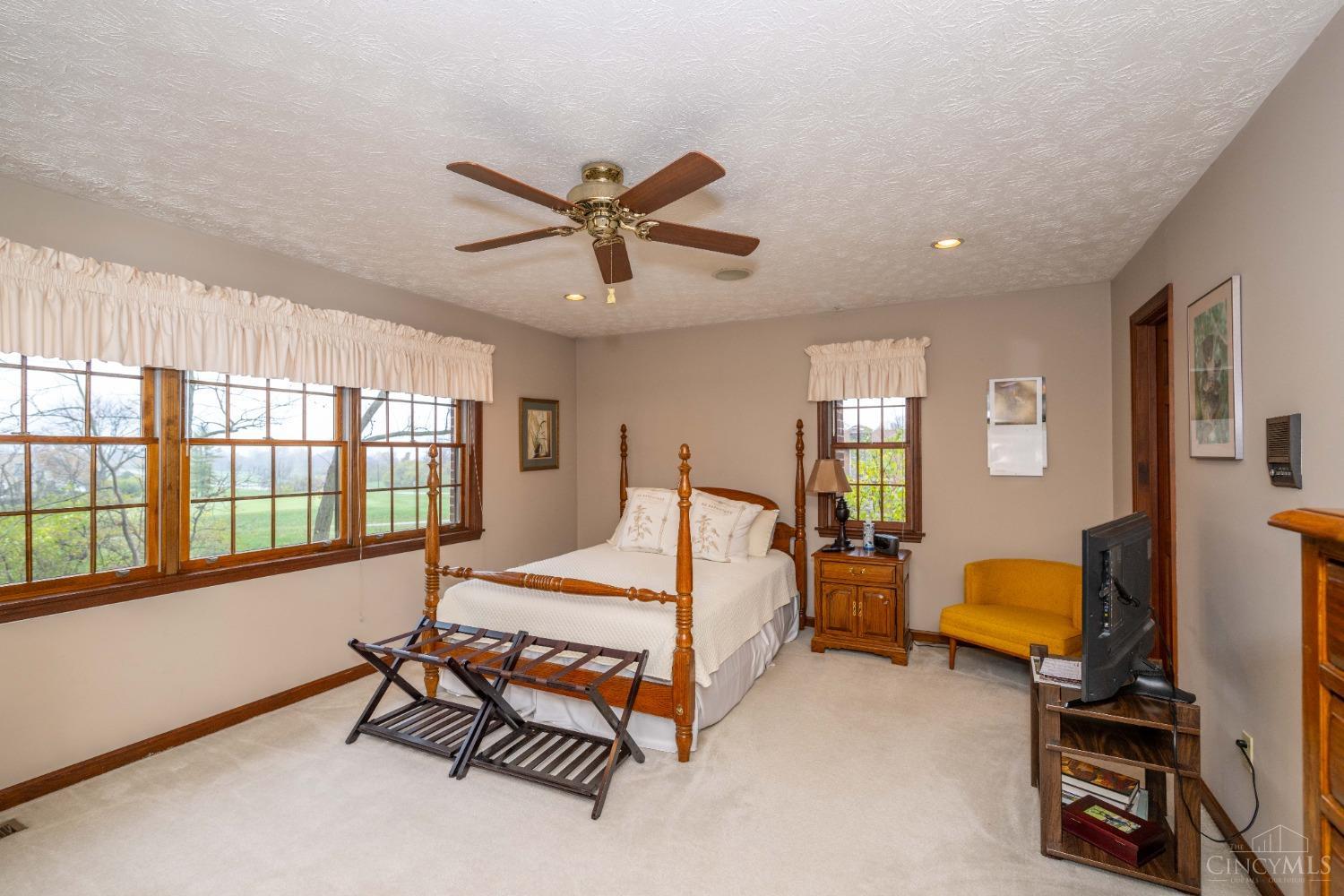 8405 Eagleridge Drive