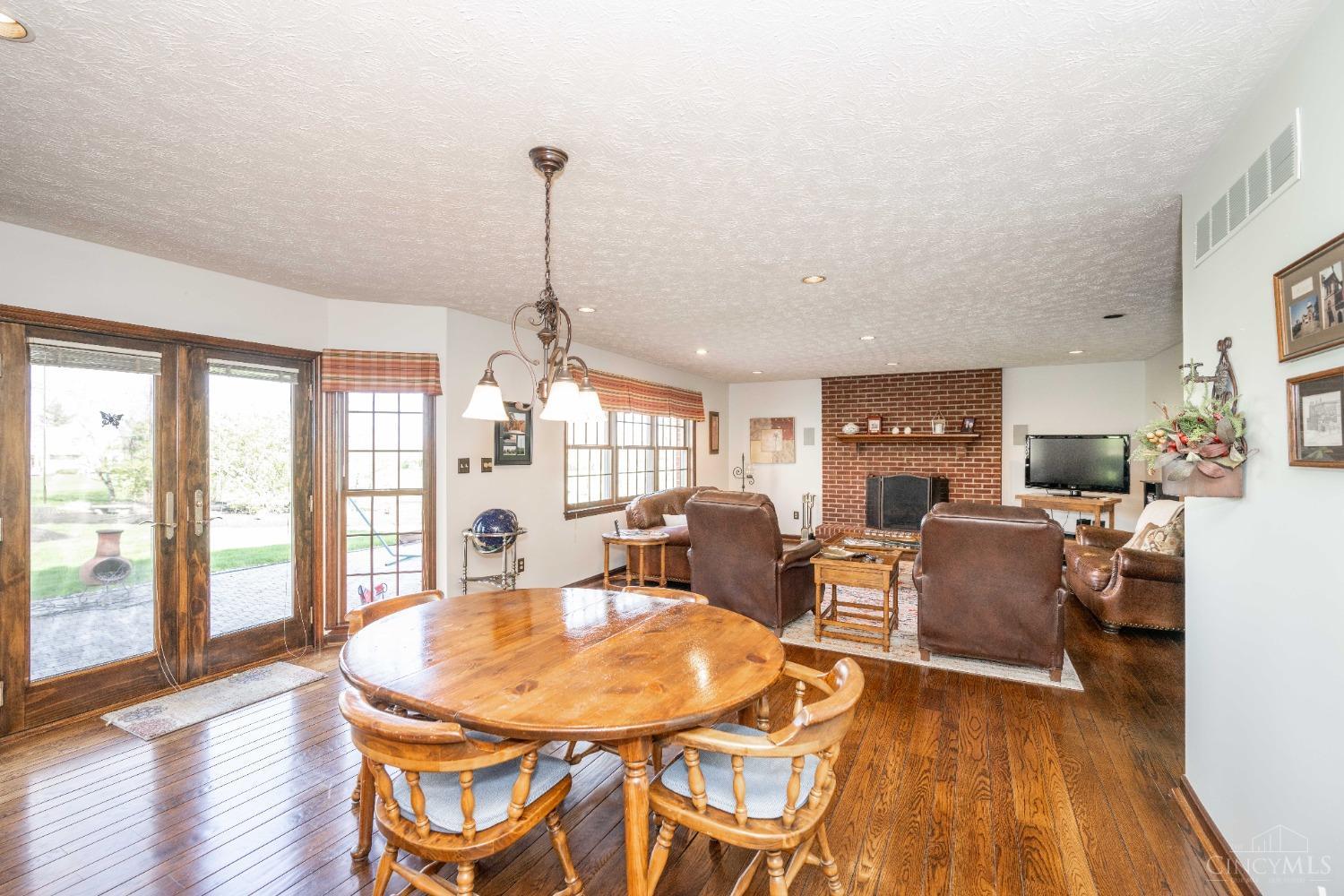 8405 Eagleridge Drive