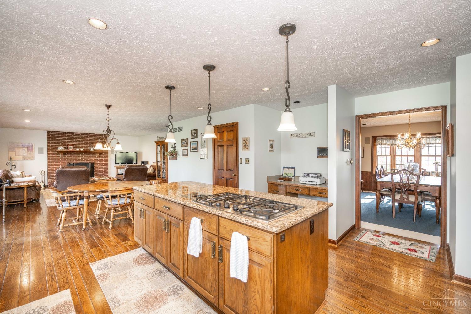 8405 Eagleridge Drive