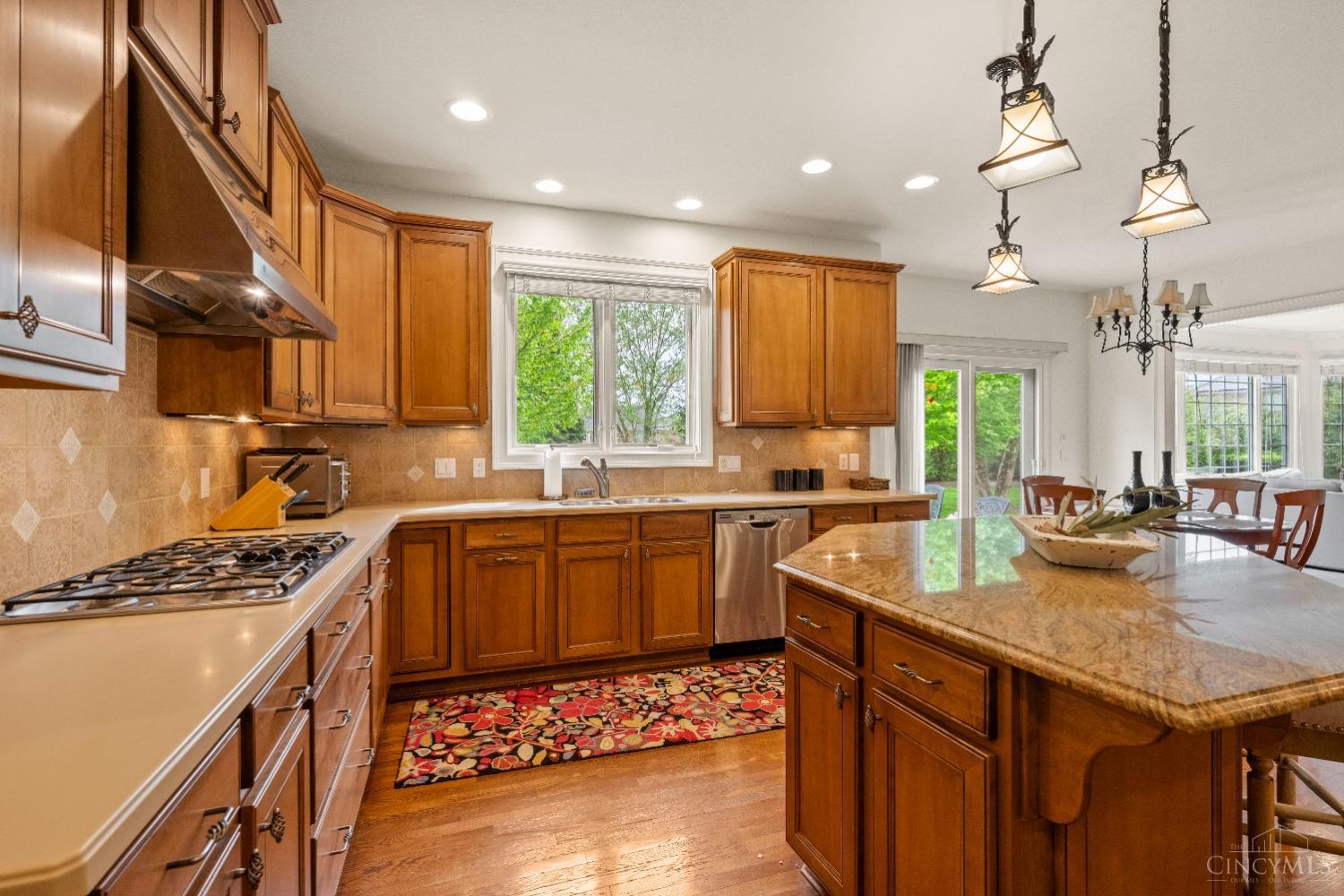 2350 Clydes Crossing