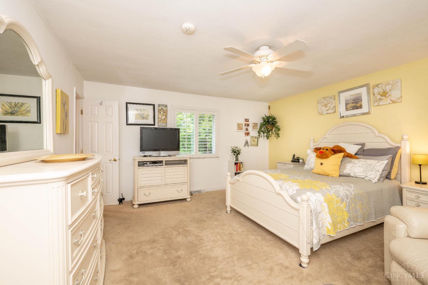 3579 Rackacres Drive