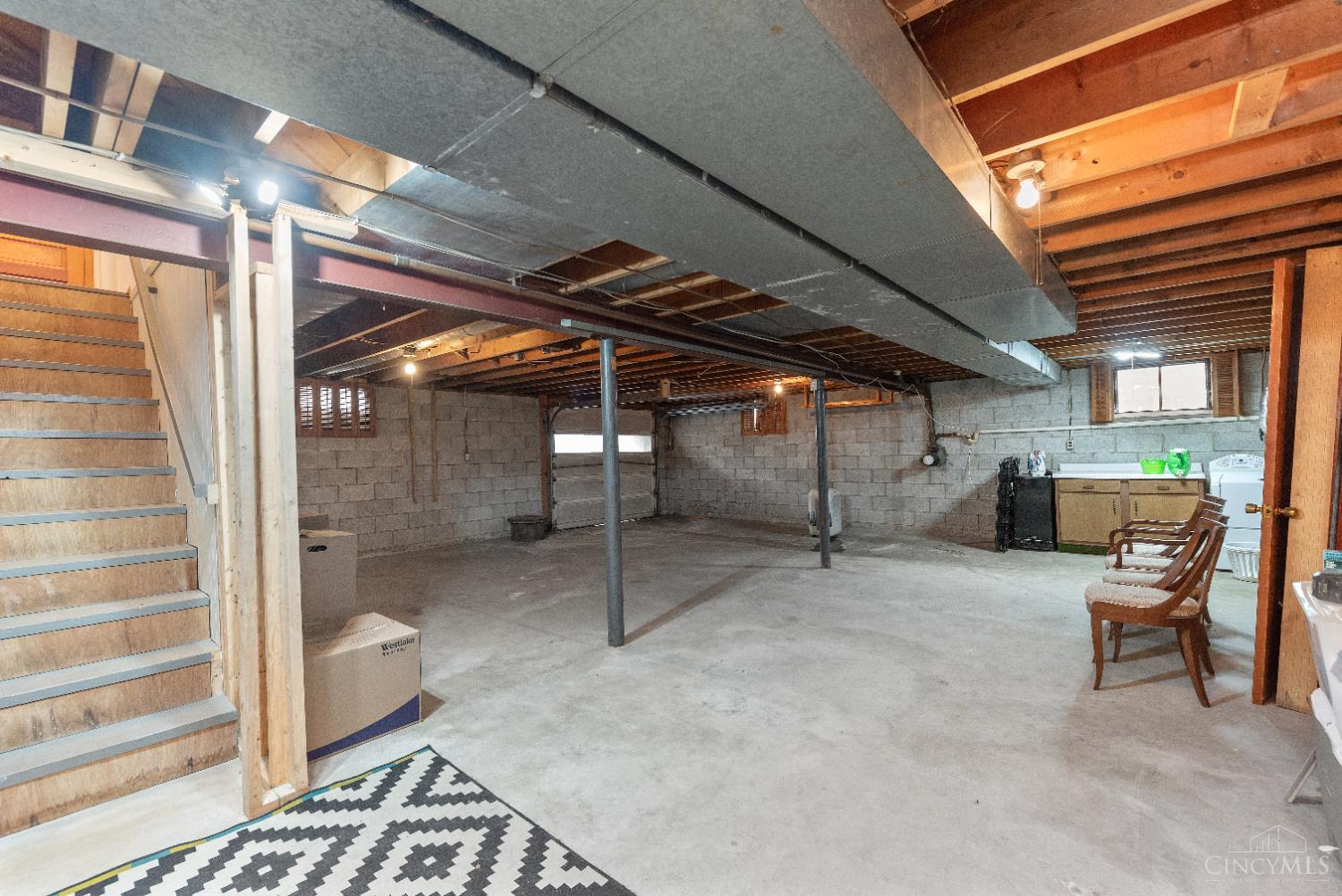 11820 Short Street