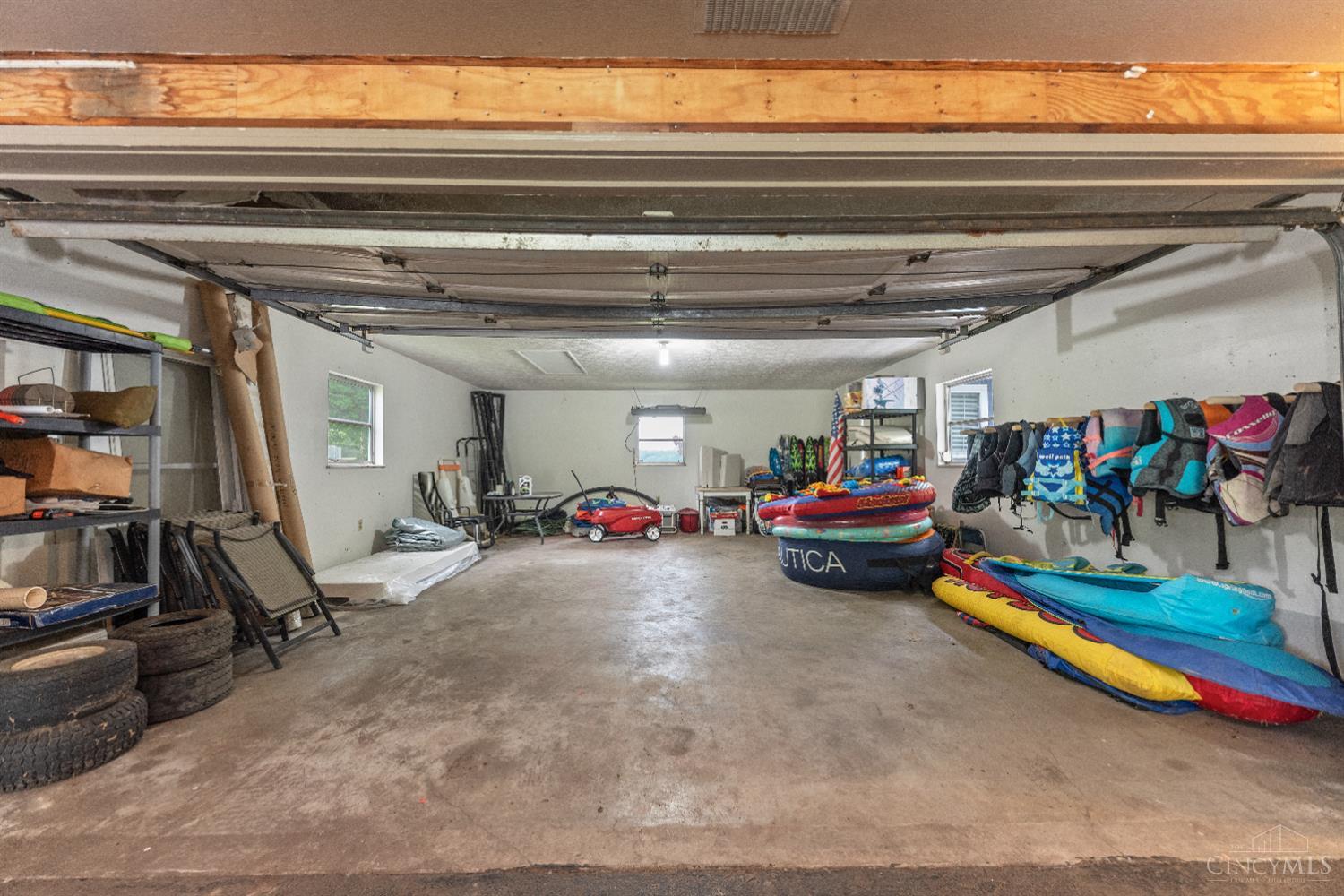11820 Short Street