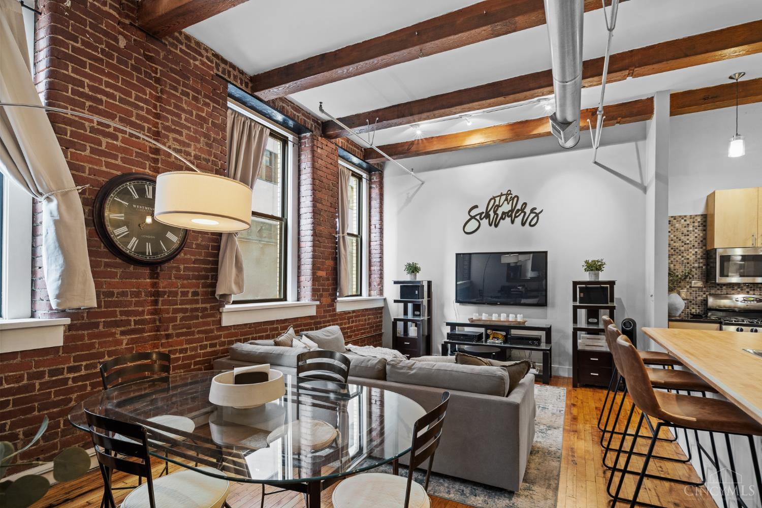 26 E Sixth Street 403