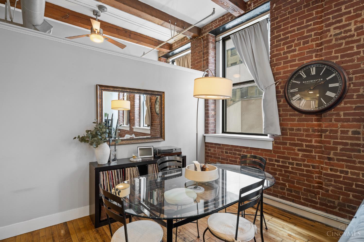 26 E Sixth Street 403