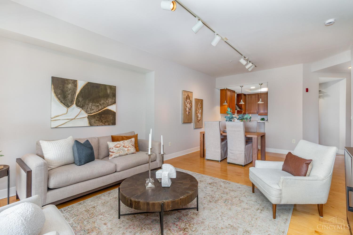 2260 Riverside Drive 206