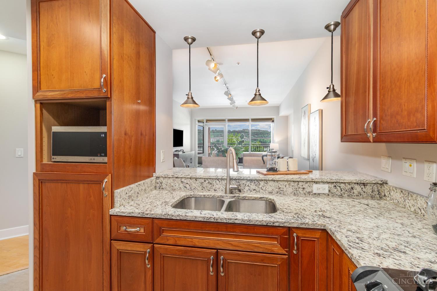 2260 Riverside Drive 206