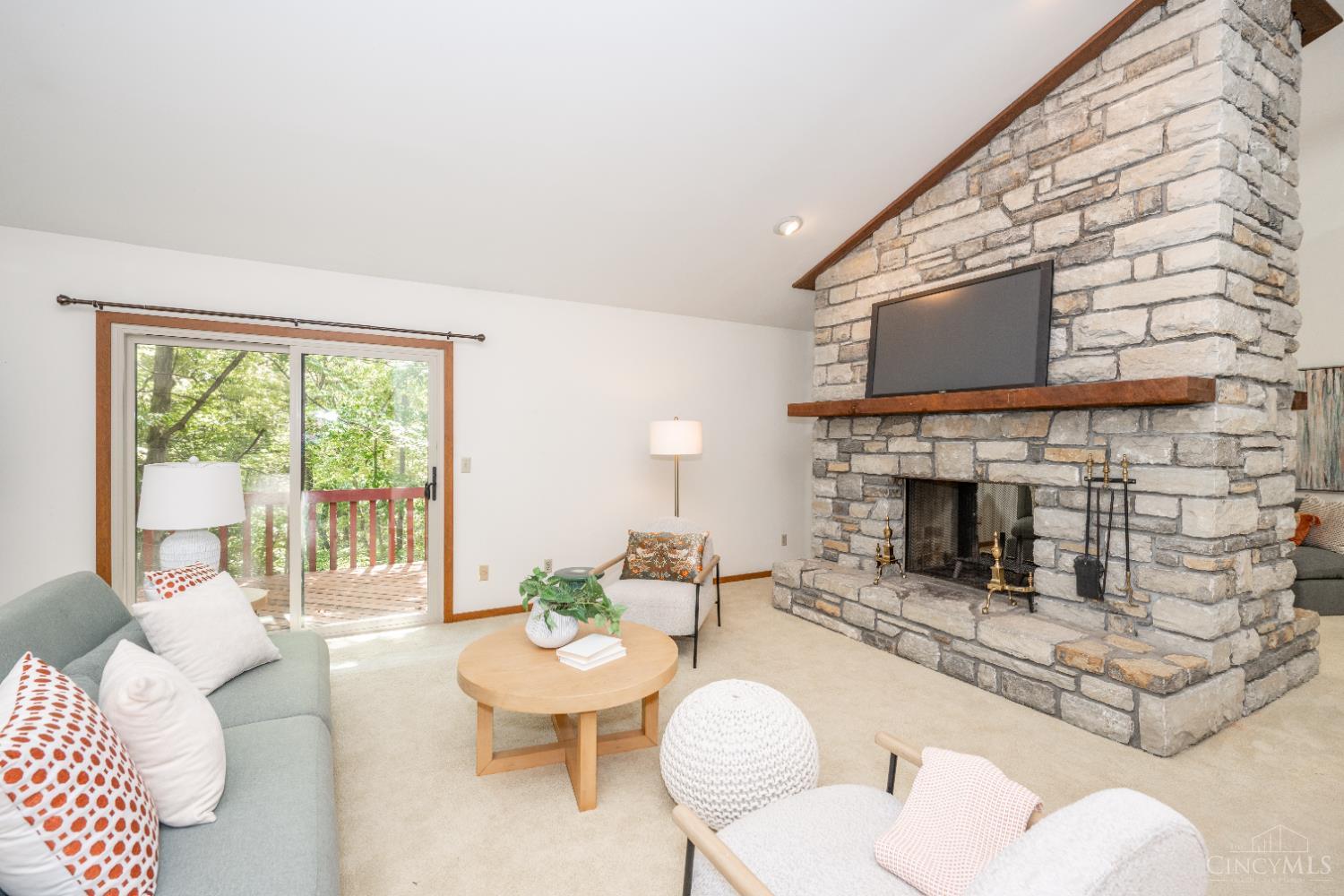 955 Woodcreek Drive