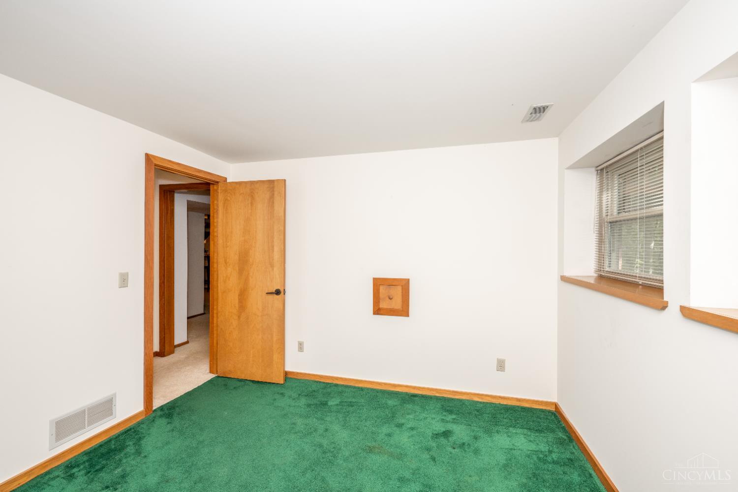 955 Woodcreek Drive
