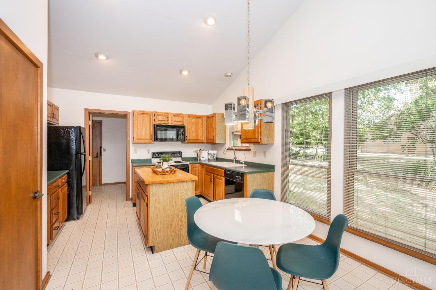 955 Woodcreek Drive