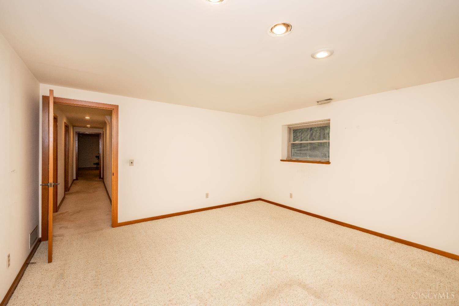 955 Woodcreek Drive