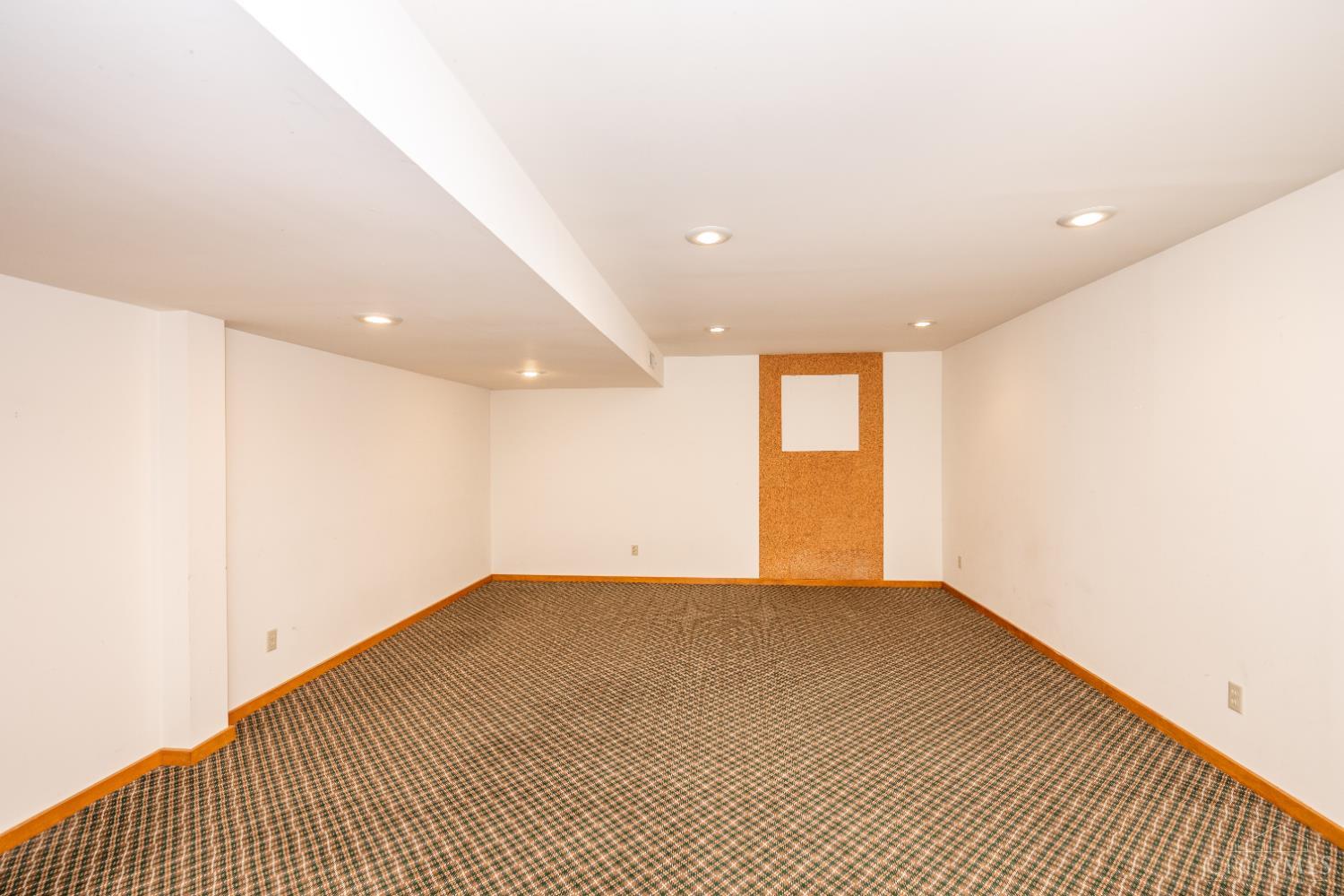955 Woodcreek Drive