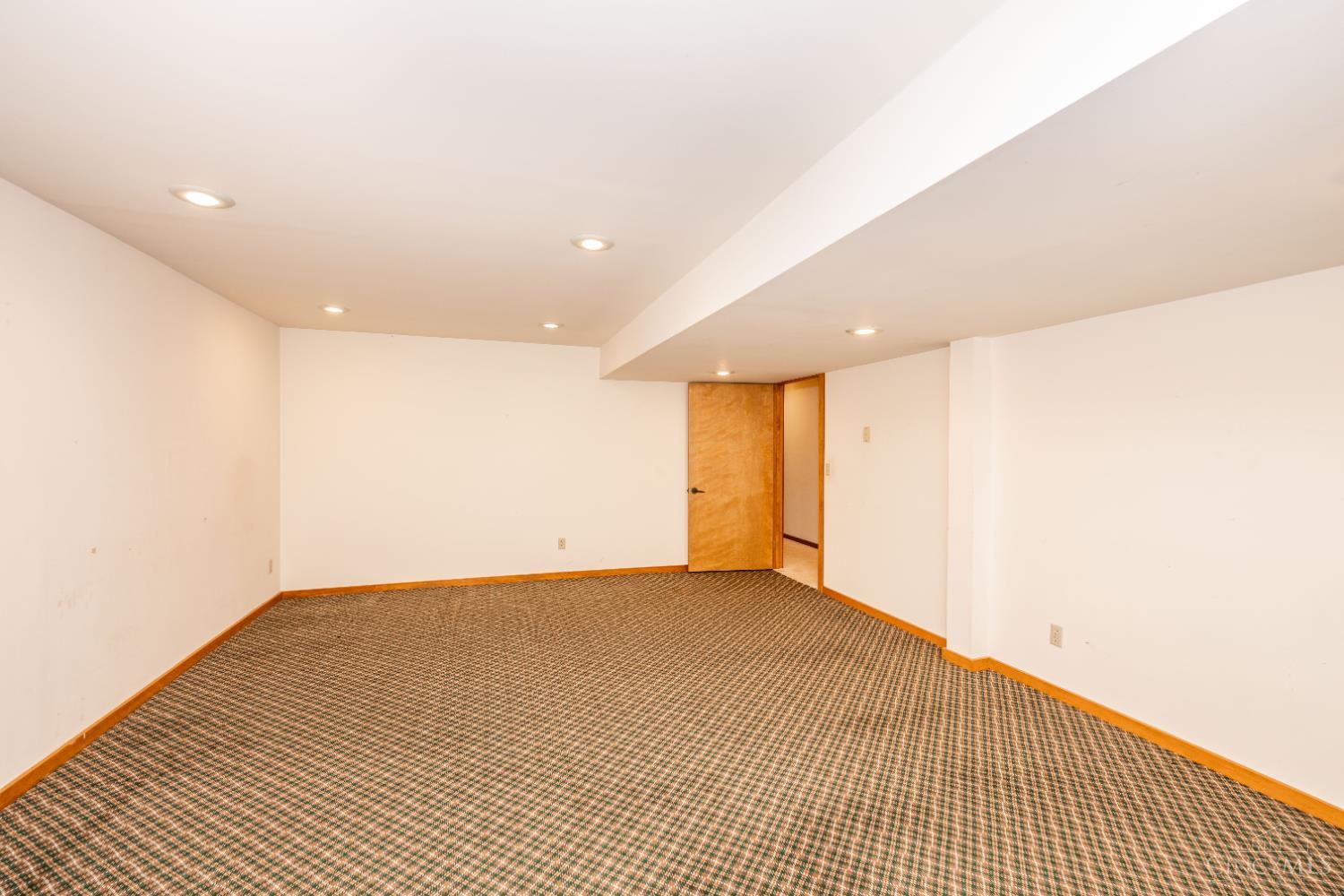 955 Woodcreek Drive