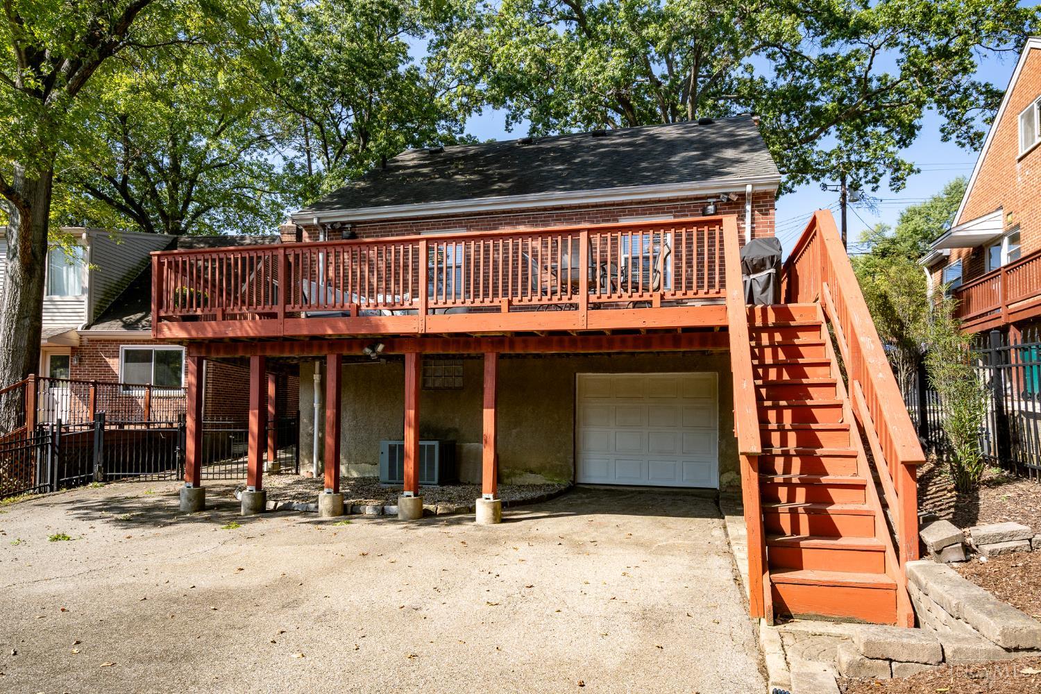 4112 Paxton Woods Drive