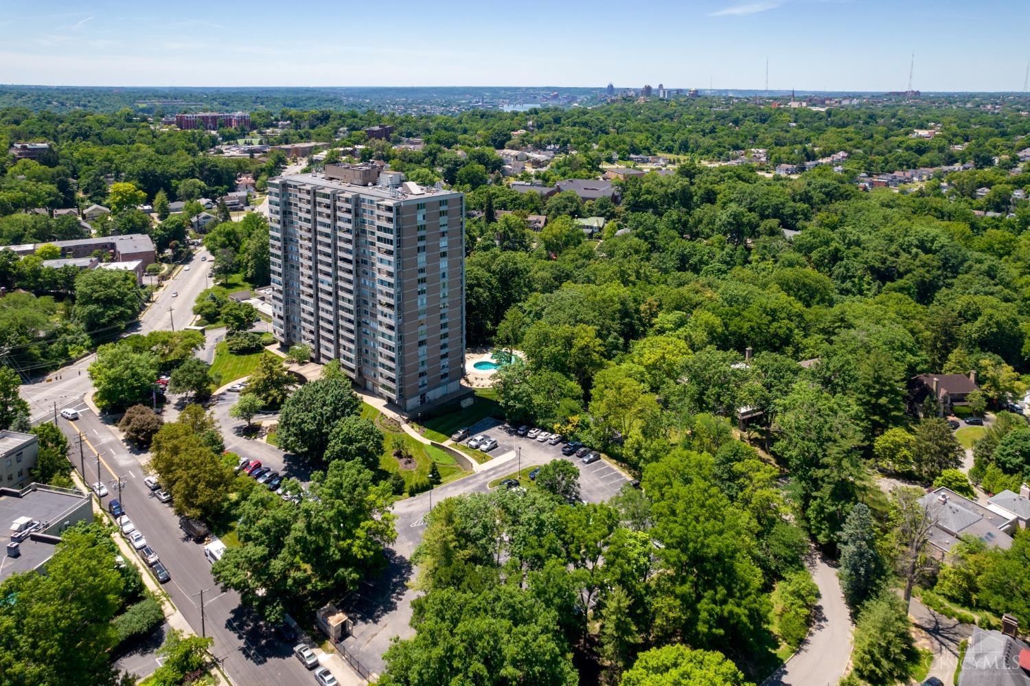 2324 Madison Road 1009