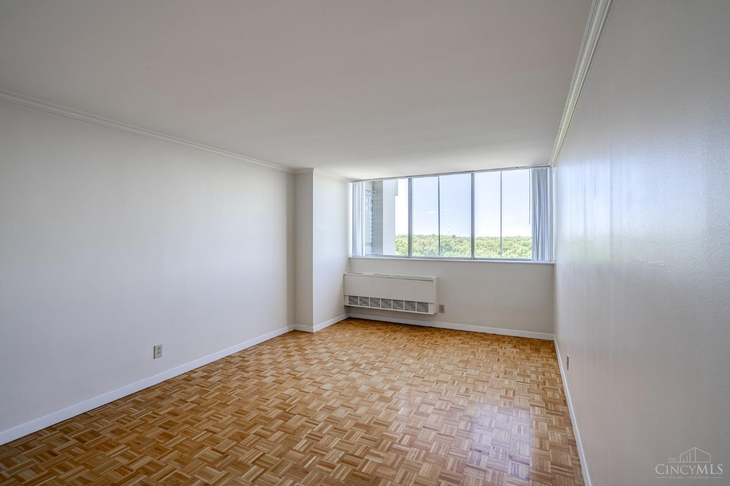 2324 Madison Road 1009