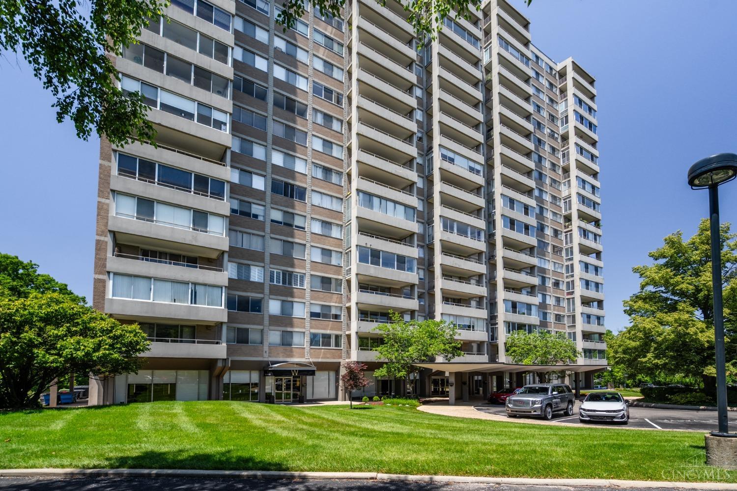 2324 Madison Road 1009