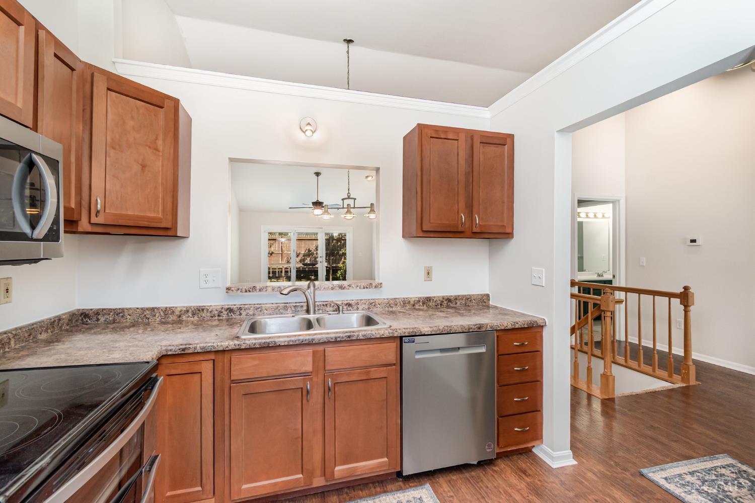 5459 Hanover Circle