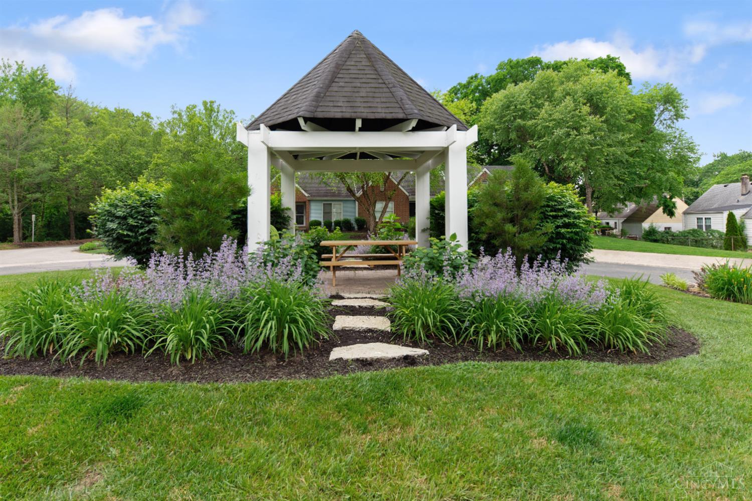5459 Hanover Circle