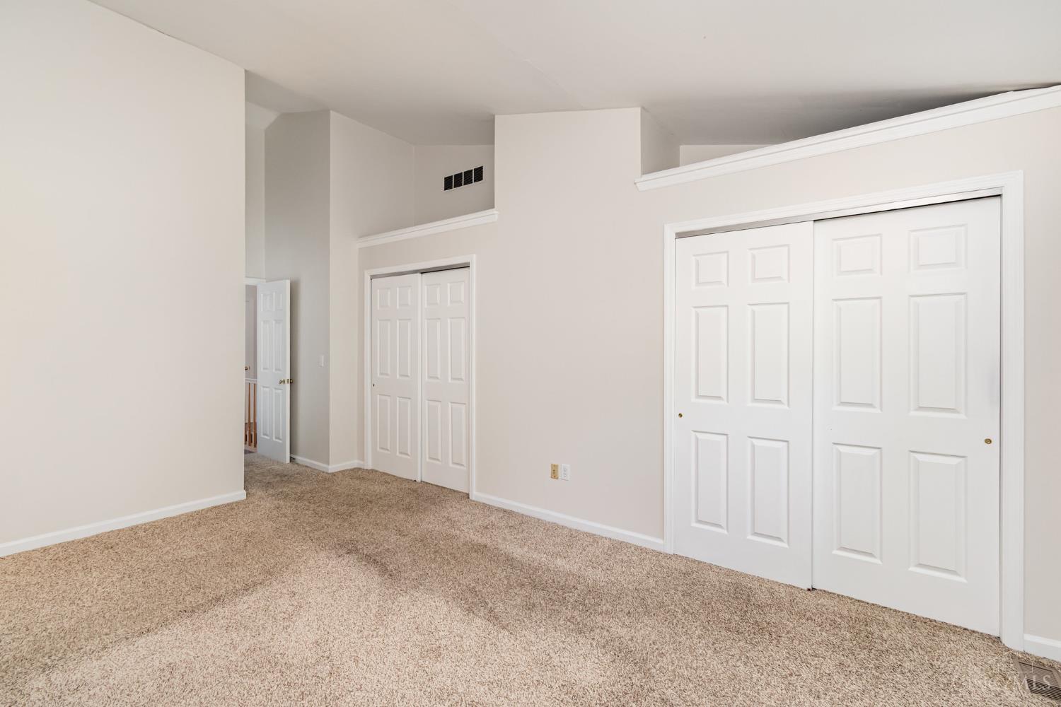 5459 Hanover Circle