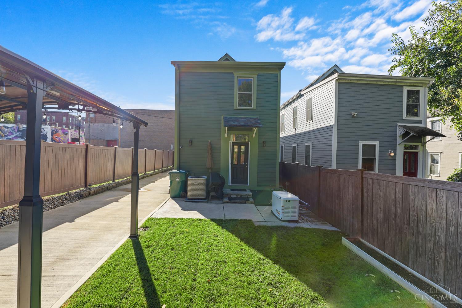 251 McCullough Street