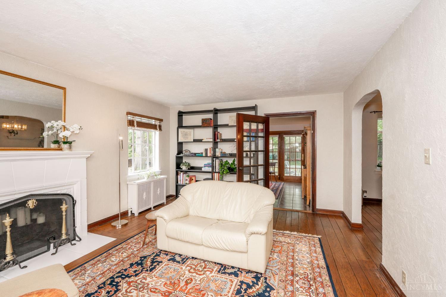 1927 Wilaray Terrace