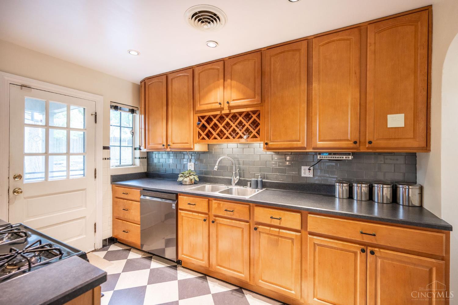 1927 Wilaray Terrace