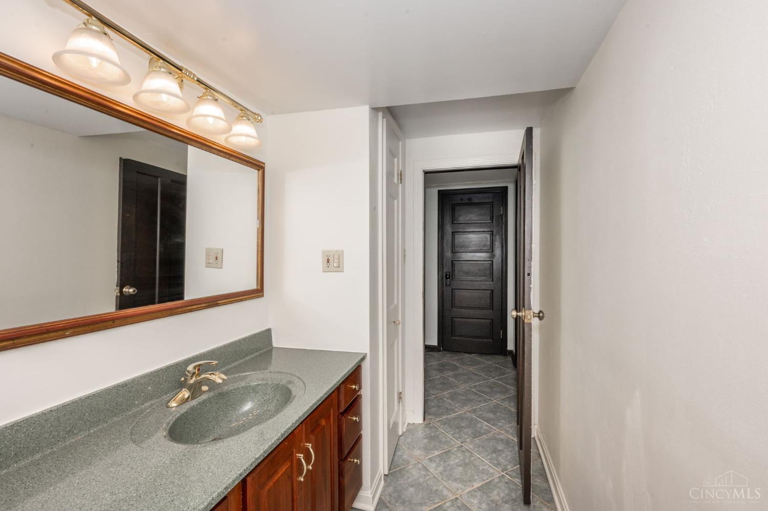 1927 Wilaray Terrace