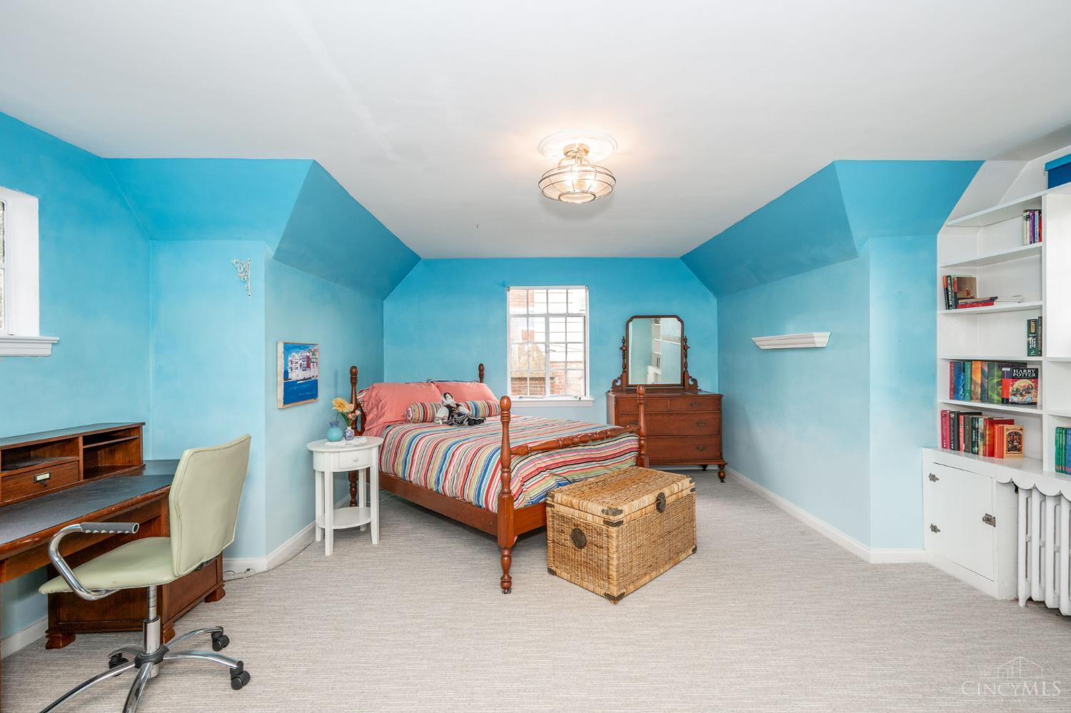 1927 Wilaray Terrace