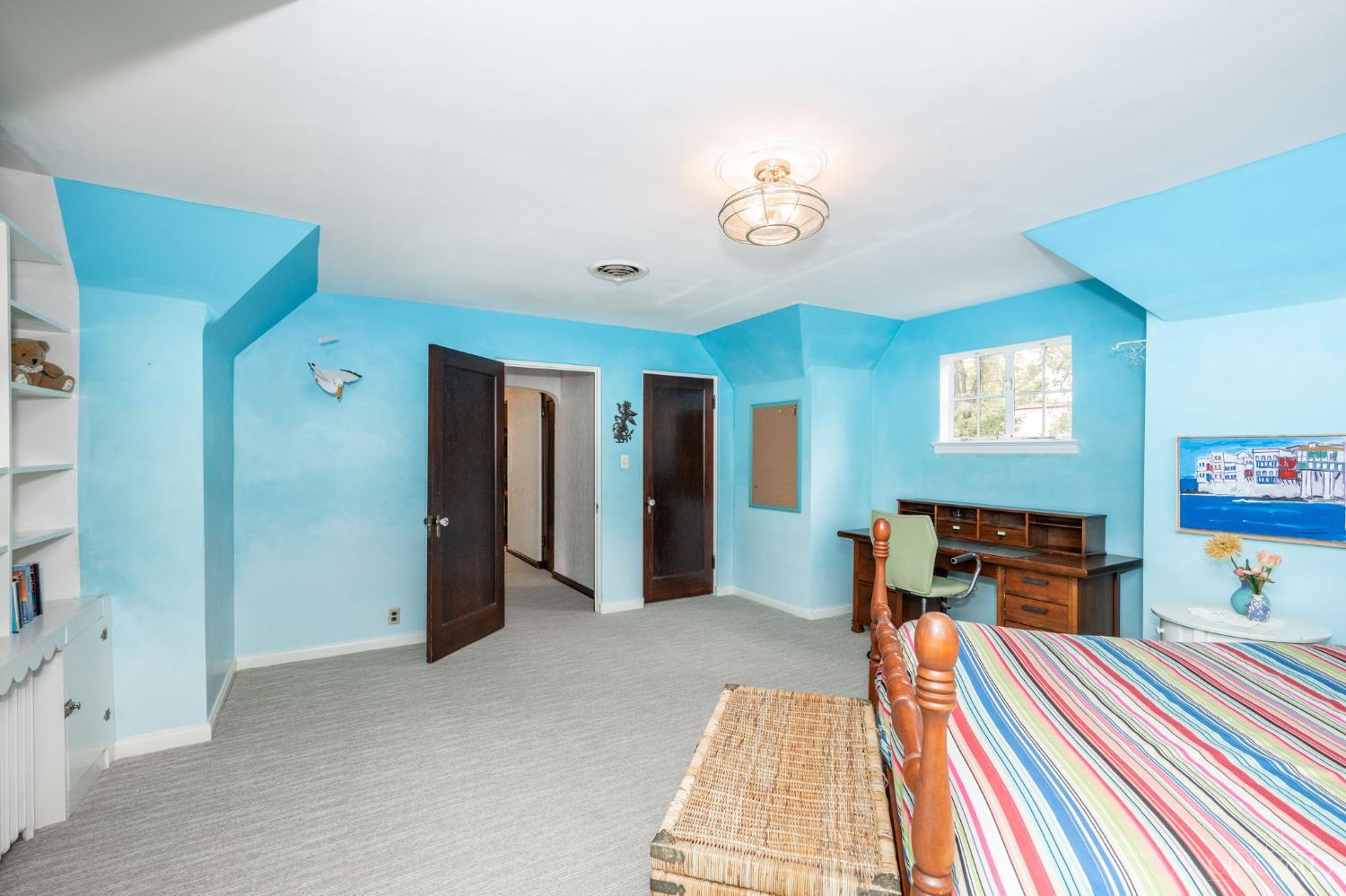 1927 Wilaray Terrace