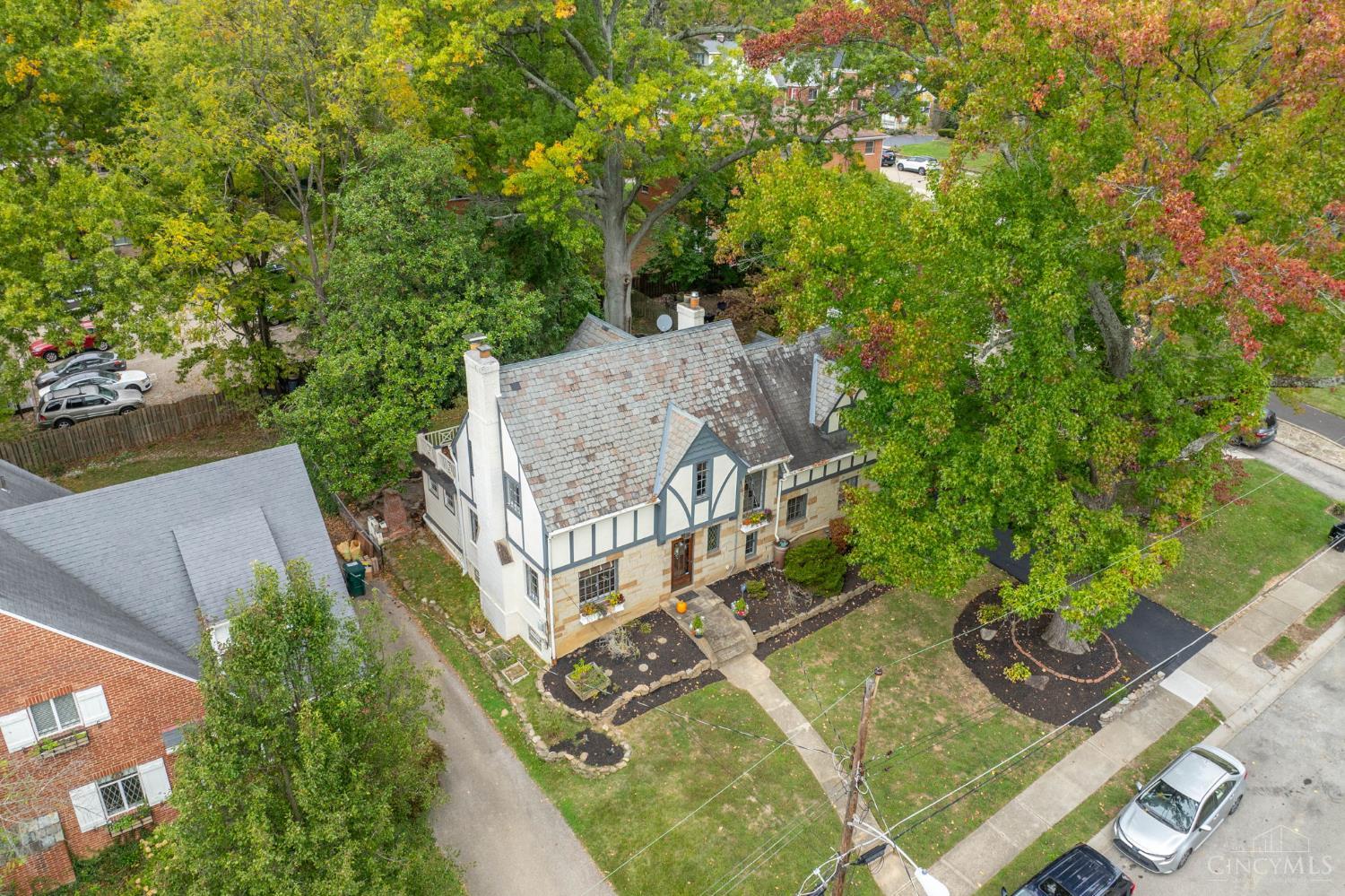 1927 Wilaray Terrace