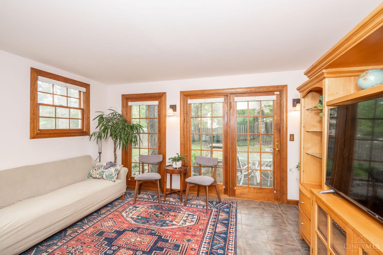 1927 Wilaray Terrace