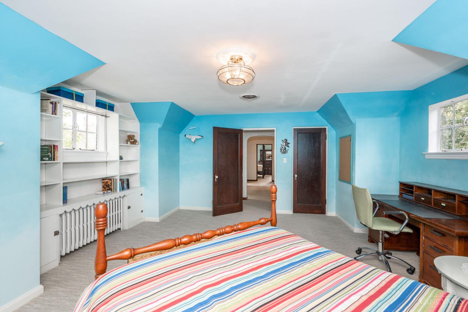 1927 Wilaray Terrace