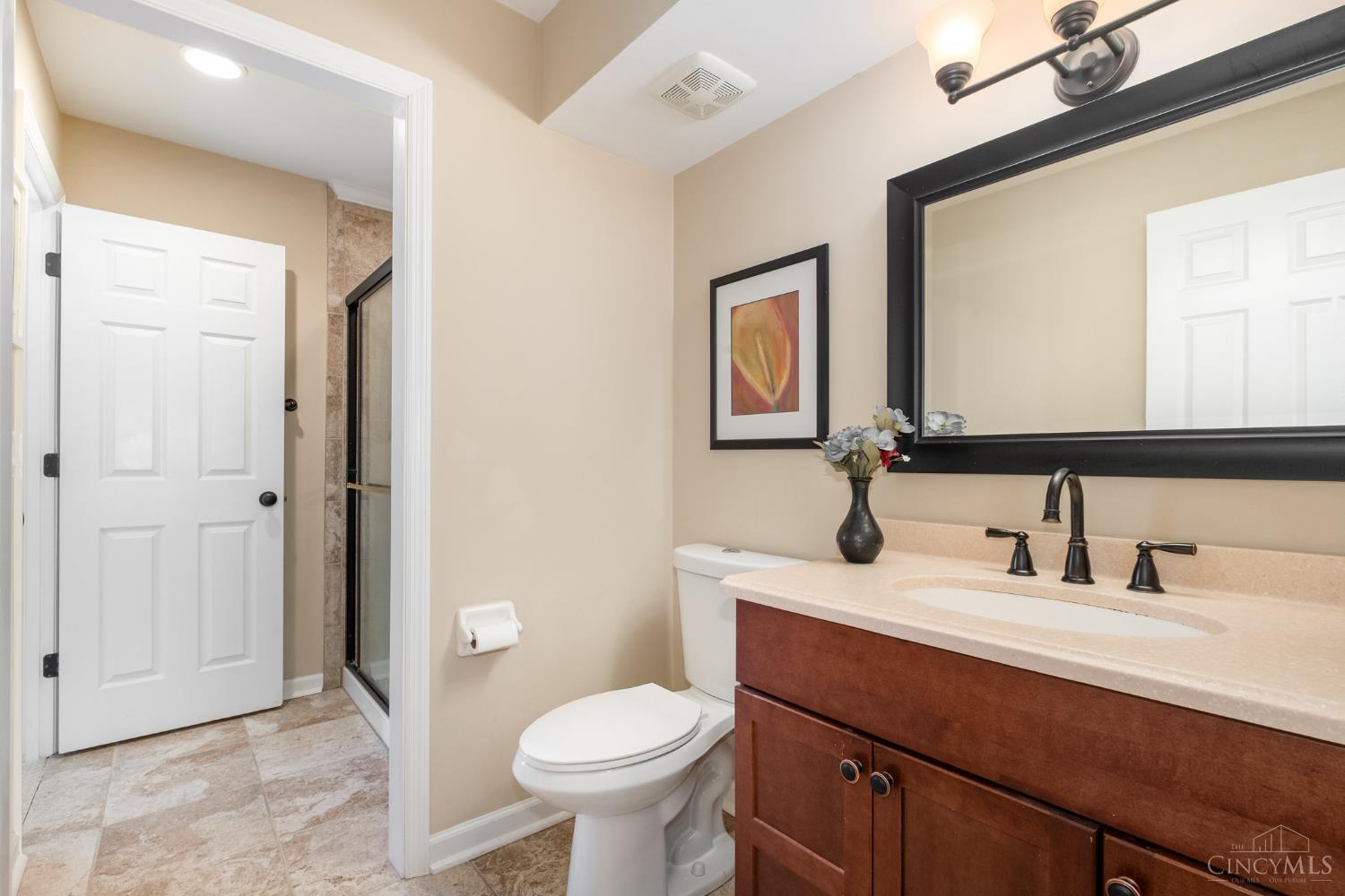 8126 Baywood Court