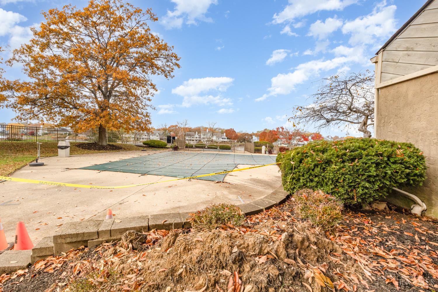 8126 Baywood Court