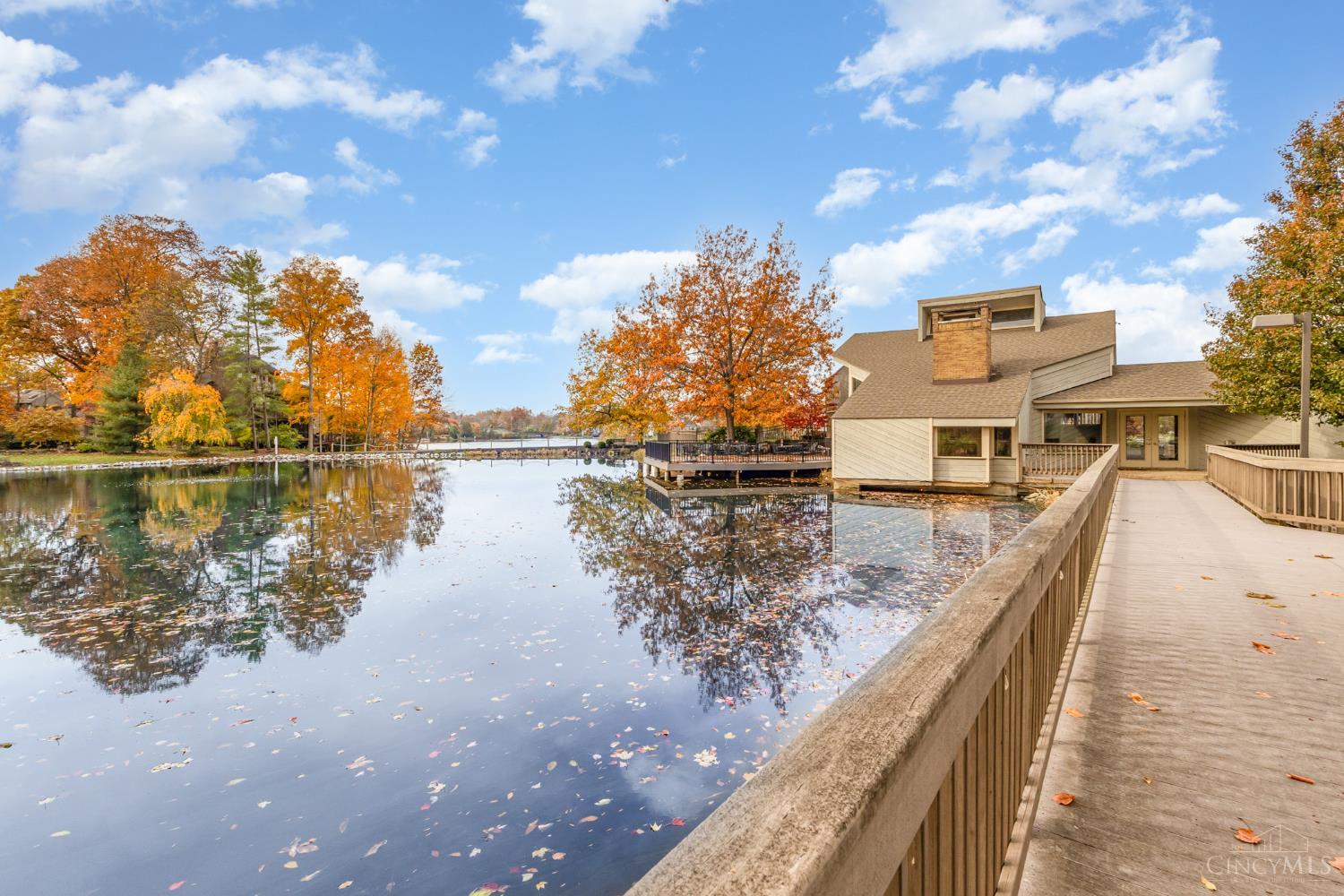 8126 Baywood Court