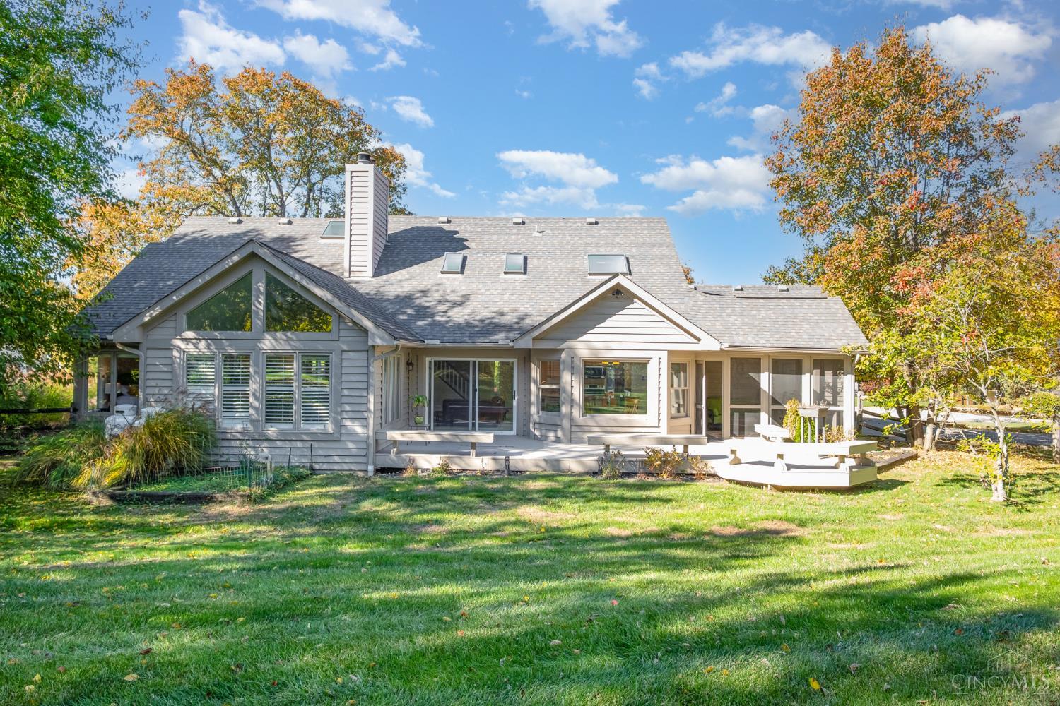 8126 Baywood Court