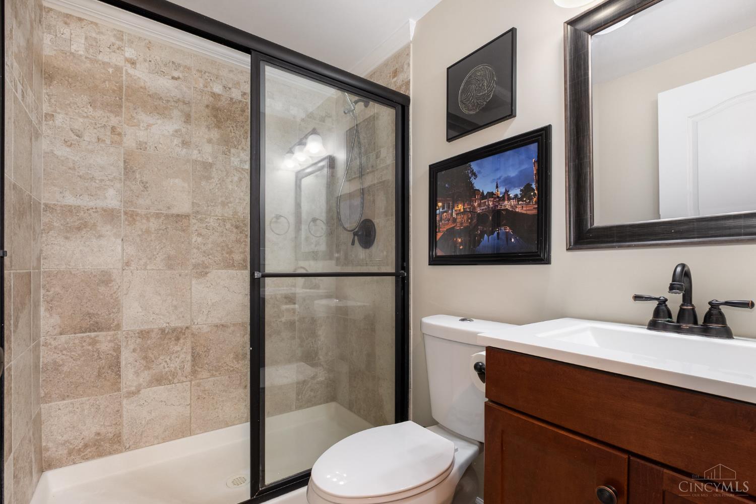 8126 Baywood Court