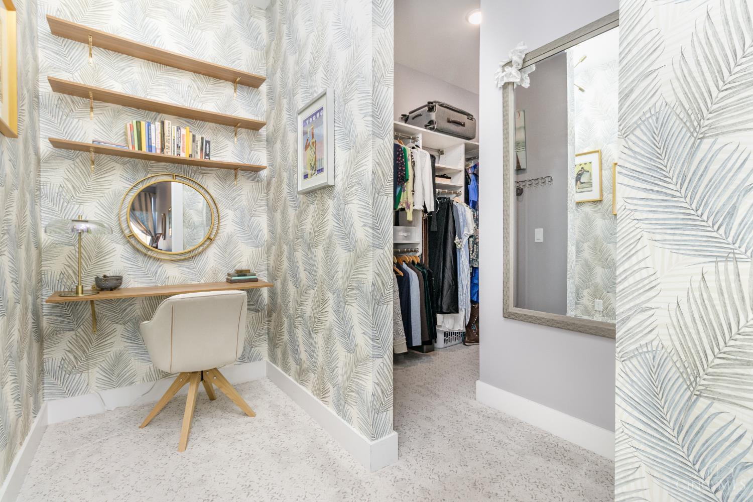 2770 Observatory Avenue 404