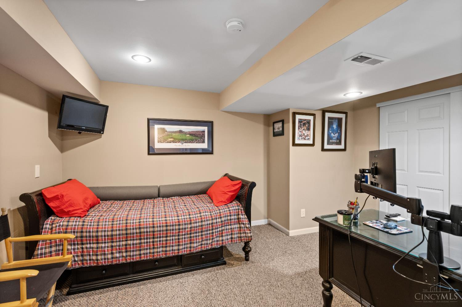 8945 Wintergreen Drive