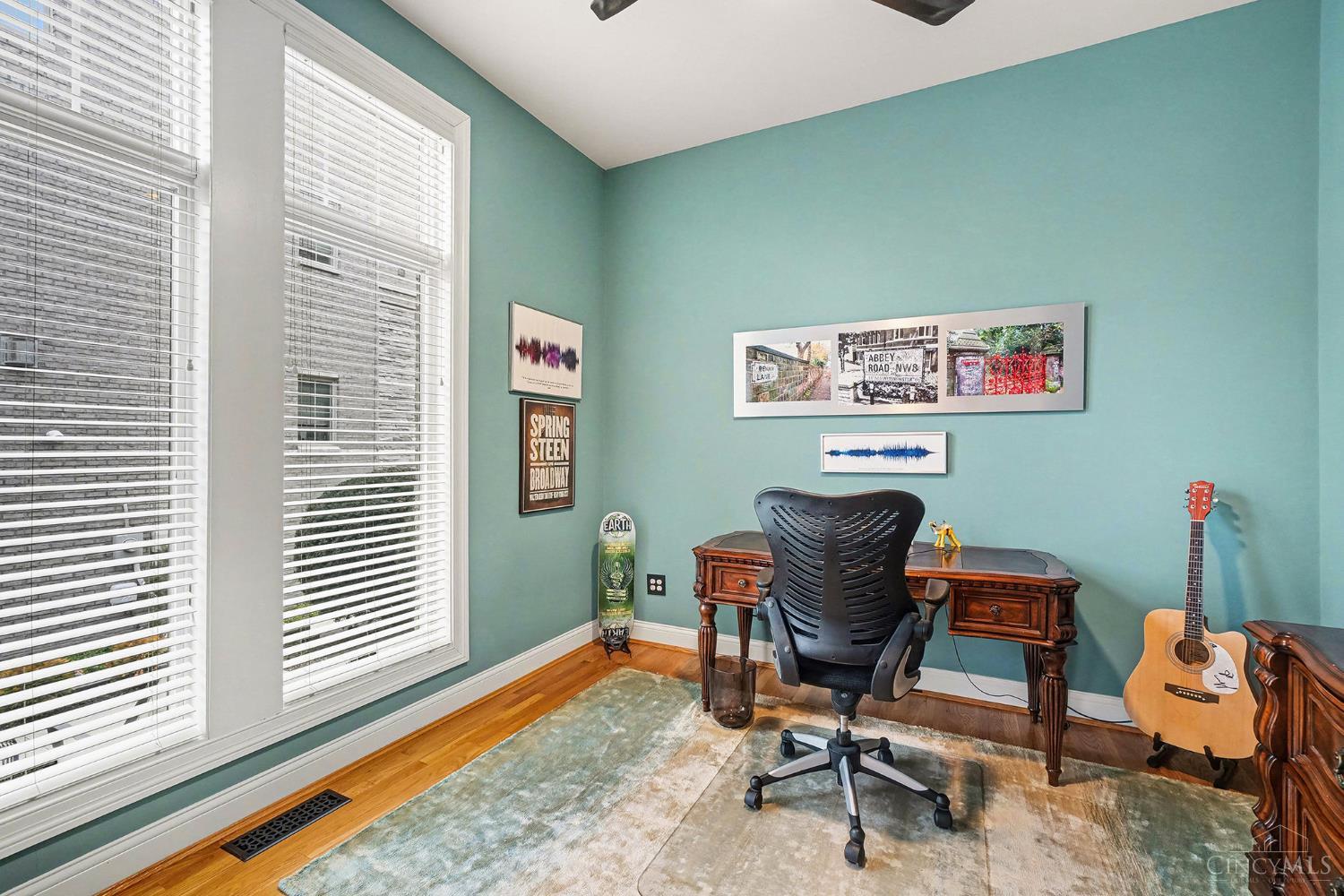 2734 Cleinview Avenue