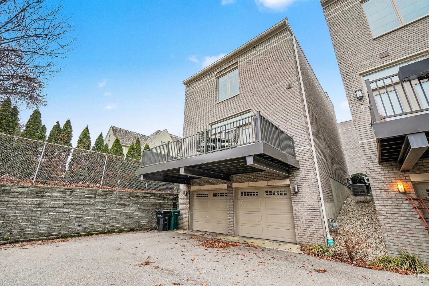 2734 Cleinview Avenue