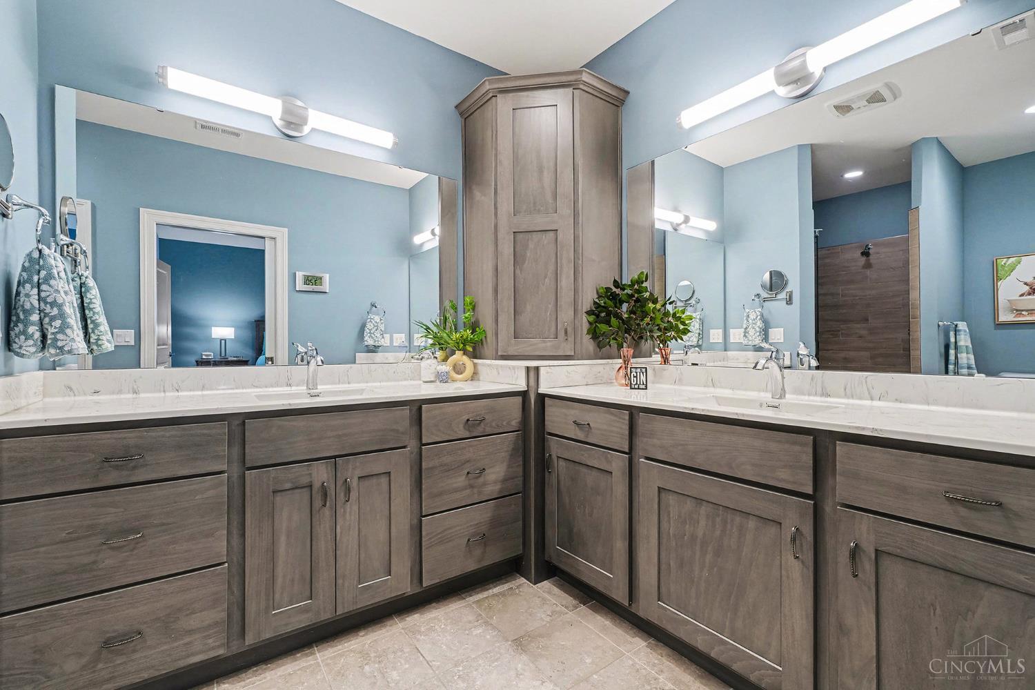 2734 Cleinview Avenue