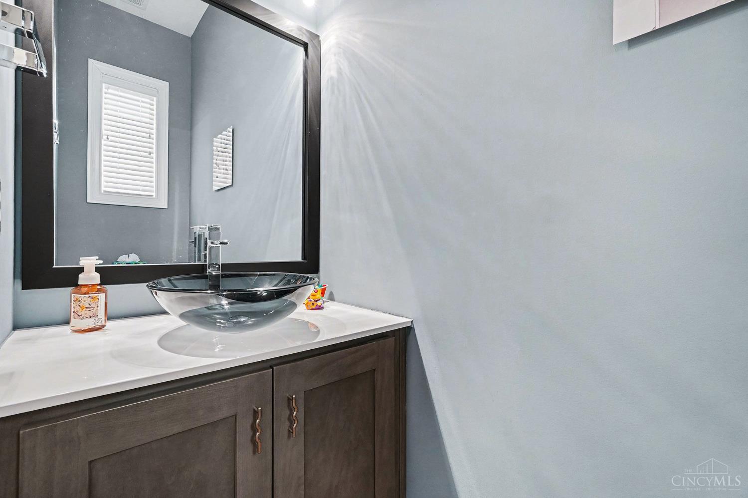 2734 Cleinview Avenue