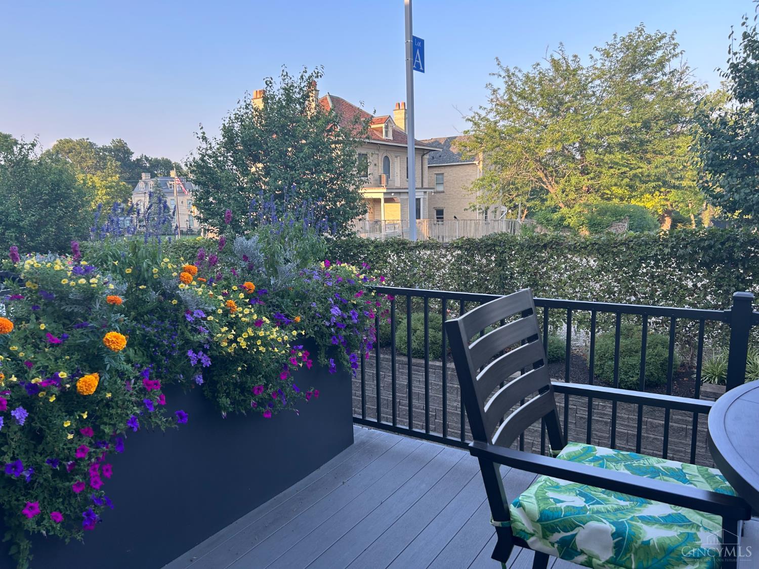 2734 Cleinview Avenue