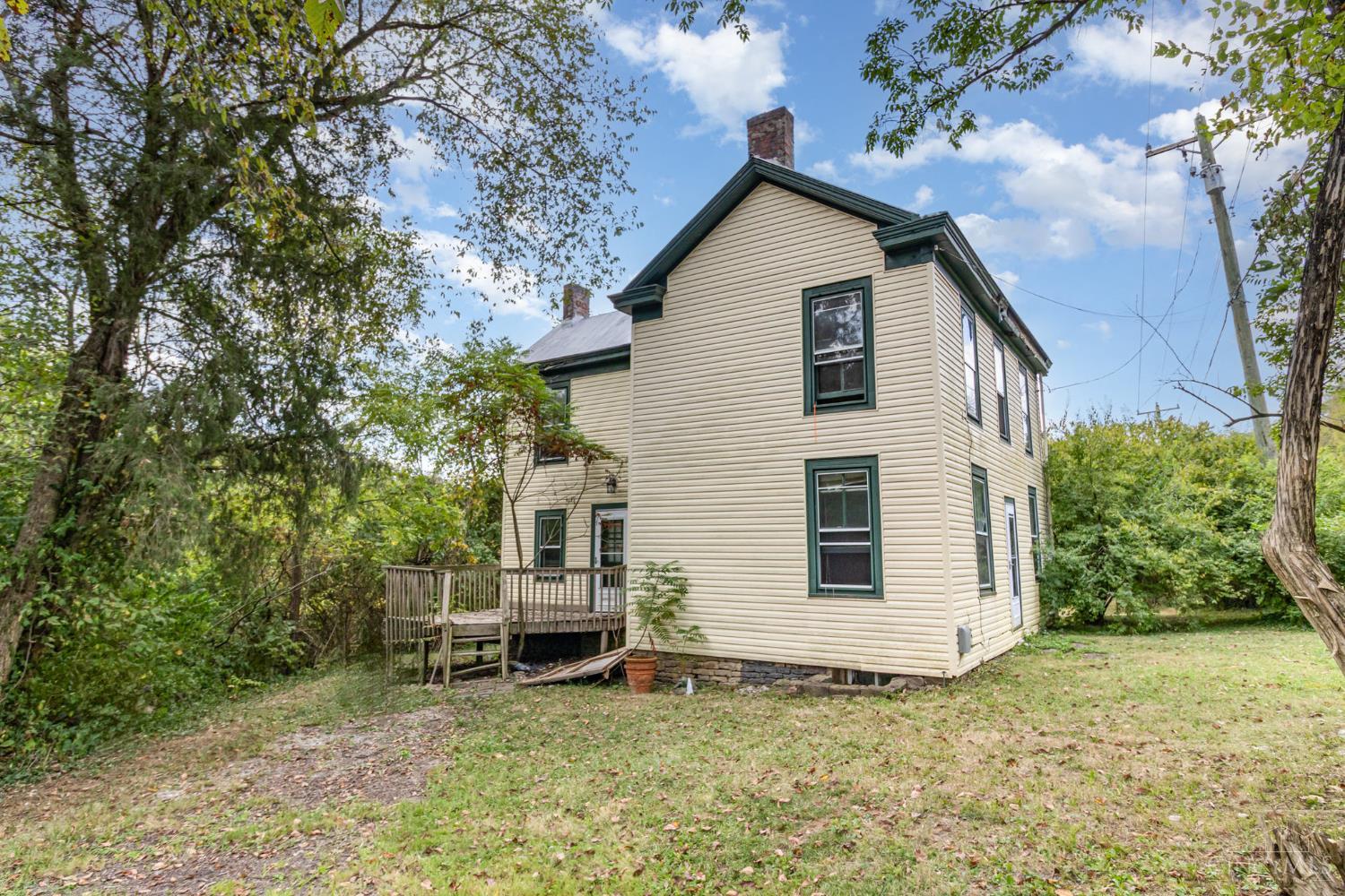 8290 Old Kellogg
