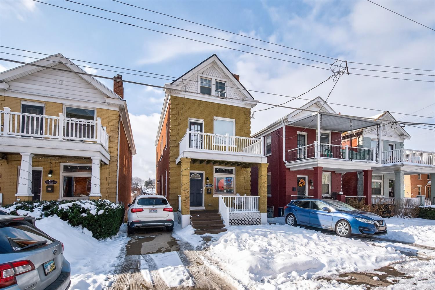 2923 Bellevue Avenue