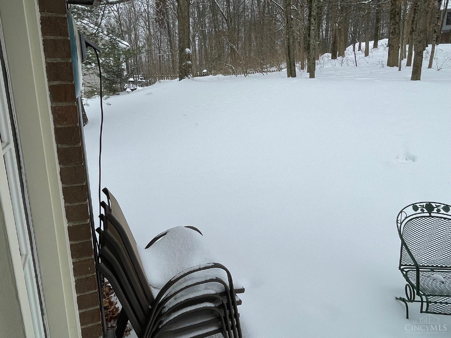 5547 Hubble Road